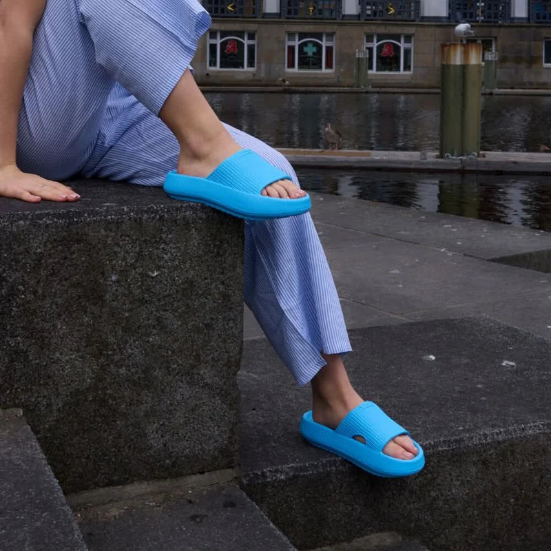 sandales d'été pour homme et femme bleues